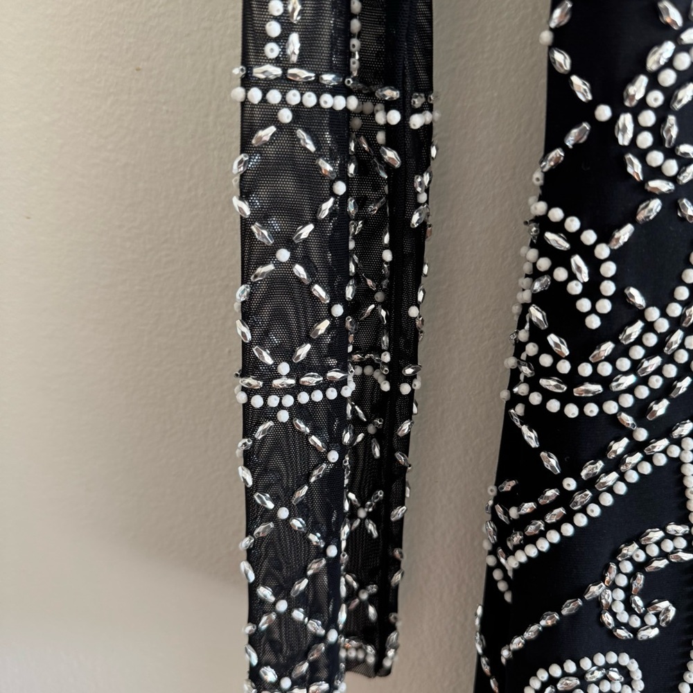 XSCAPE Black Long Sleeve White Silver Bead Embellishment Dress size 8 - Picture 7 of 10